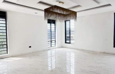 5 BEDROOM DETACHED DUPLEX