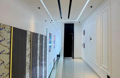 5 BEDROOM DETACHED DUPLEX WITH A SWIMMING POOL