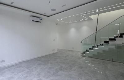 5 BEDROOM SEMI DETACHED DUPLEX
