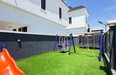 4 BEDROOM TERRACE DUPLEX