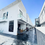 4 BEDROOM TERRACE DUPLEX