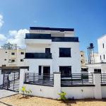 4 BEDROOM DETACHED DUPLEX WITH SWIMMING POOL FOR SALE