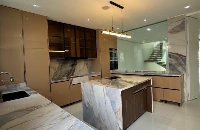 5 BEDROOM SEMI DETACHED DUPLEX