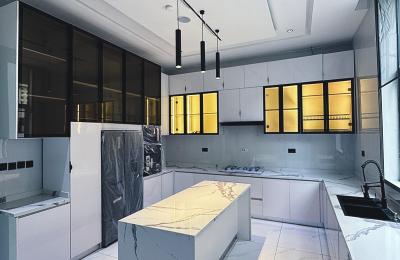 5 BEDROOM DETACHED DUPLEX WITH A SWIMMING POOL