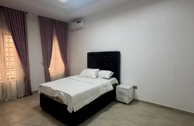 4 Bedroom Semi-Detached Duplex