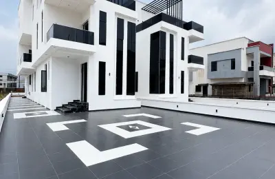 5 Bedroom Semi-Detached Duplex