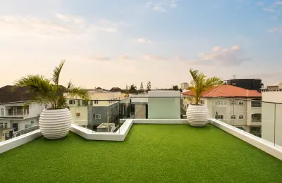 5 bedroom fully detached duplex