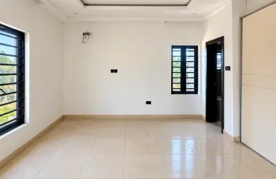 4 Bedroom semi detached duplex