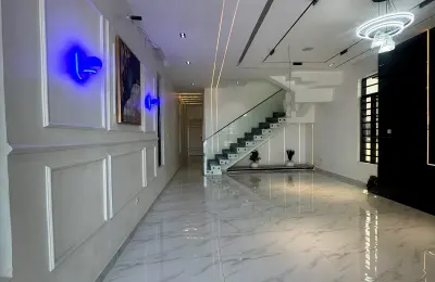 5 Bedroom Fully Detached Duplex
