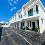 4 Bedroom Terrace