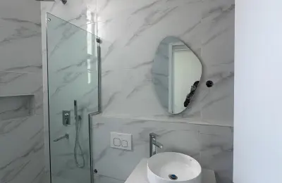 1 & 2 Bedroom Apartment