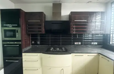 4 Bedroom semi detached duplex