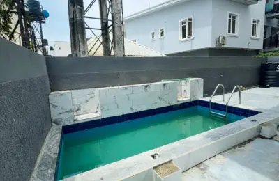 5 Bedroom Fully Detached Duplex