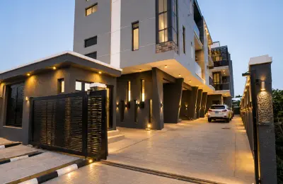 2 Bedroom Apartment