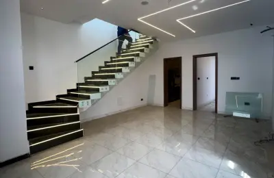 4 Bedroom Terrace