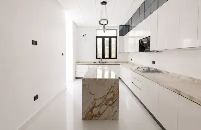 5 Bedroom Semi-Detached Duplex