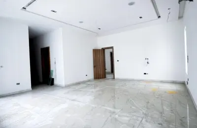 5 Bedroom Fully Detached Duplex