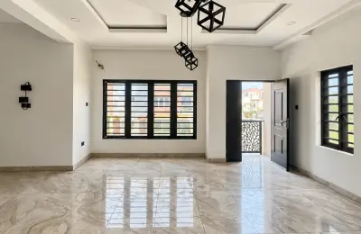 4 Bedroom semi detached duplex