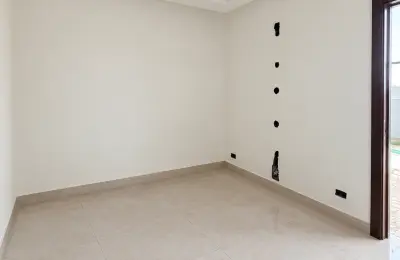 4-Bedroom Maisonette