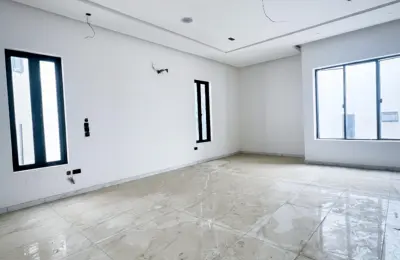 5 Bedroom Fully Detached Duplex