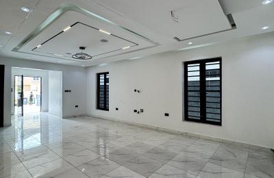 5 bedroom fully detached duplex
