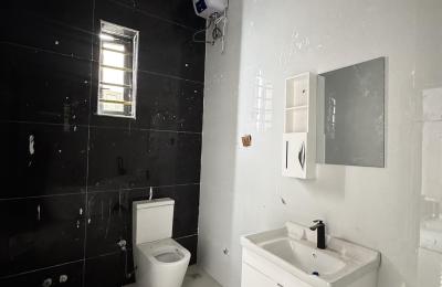 5 bedroom fully detached duplex with a swimming pool