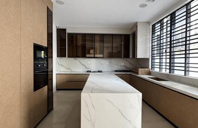 5 bedroom fully detached duplex with swimming pool