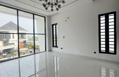5 Bedroom fully detached duplex with swimming pool