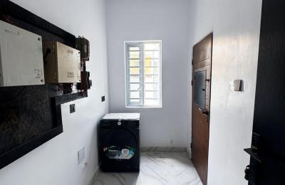 5 bedroom fully detached duplex