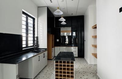 4 bedroom fully detached duplex with BQ