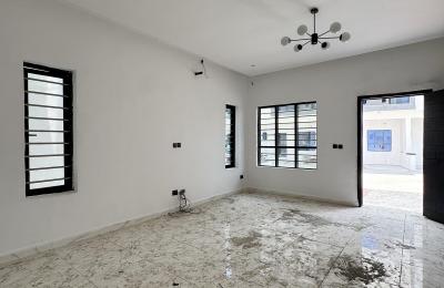 4-bedroom semidetached duplex