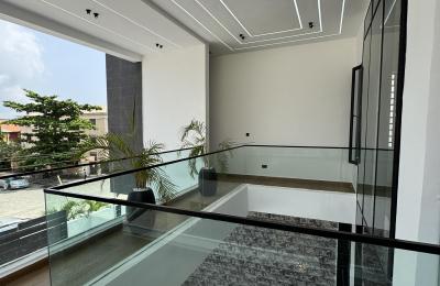 5 Bedroom fully detached duplex with swimming pool