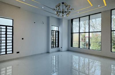 5 bedroom fully detached duplex with swimming pool