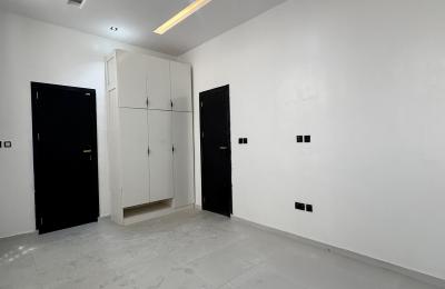 5 bedroom fully detached duplex with swimming pool