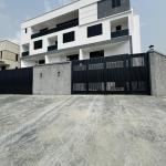 4-bedroom penthouse with BQ