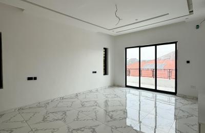 5 bedroom fully detached duplex with a swimming pool