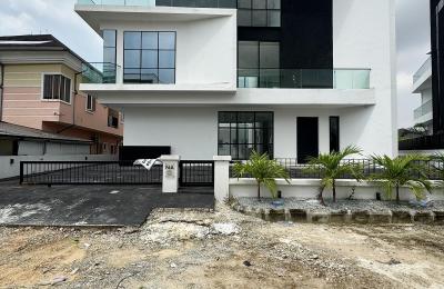 5-bedroom fully detached duplex