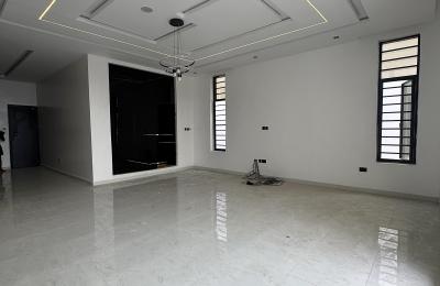 5 bedroom fully detached duplex with swimming pool