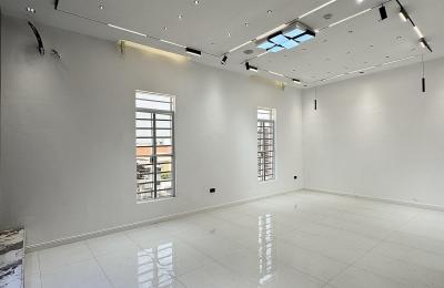 5 bedroom fully detached duplex with swimming pool