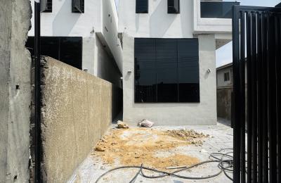 4 bedroom fully detached with BQ