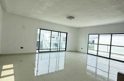 5 bedroom fully detached duplex