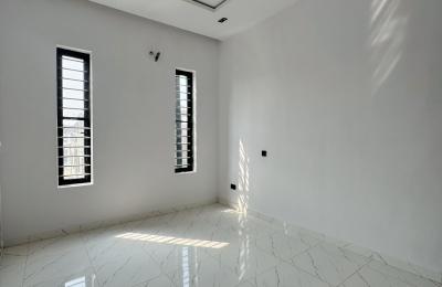 4 bedroom semidetached duplex with BQ
