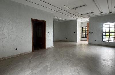 5 bedroom fully detached duplex