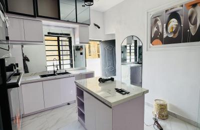 4 bedroom semidetached duplex