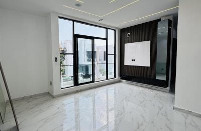 4 bedroom semidetached duplex