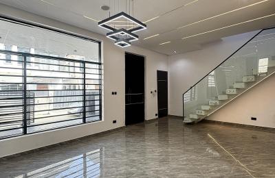 4 bedroom semidetached duplex
