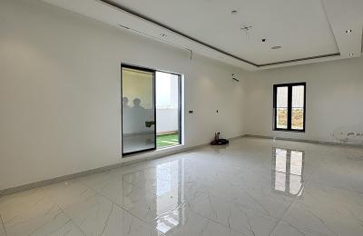 6 bedroom fully detached duplex with swimming pool