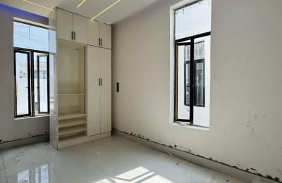 5 Bedroom Fully-Detached Duplex with Swimming pool