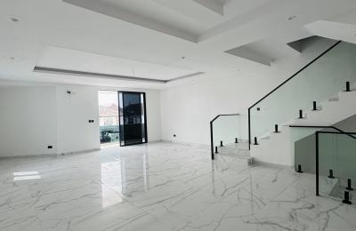 5-bedroom town house with BQ