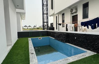 5 Bedroom fully detached duplex with swimming pool